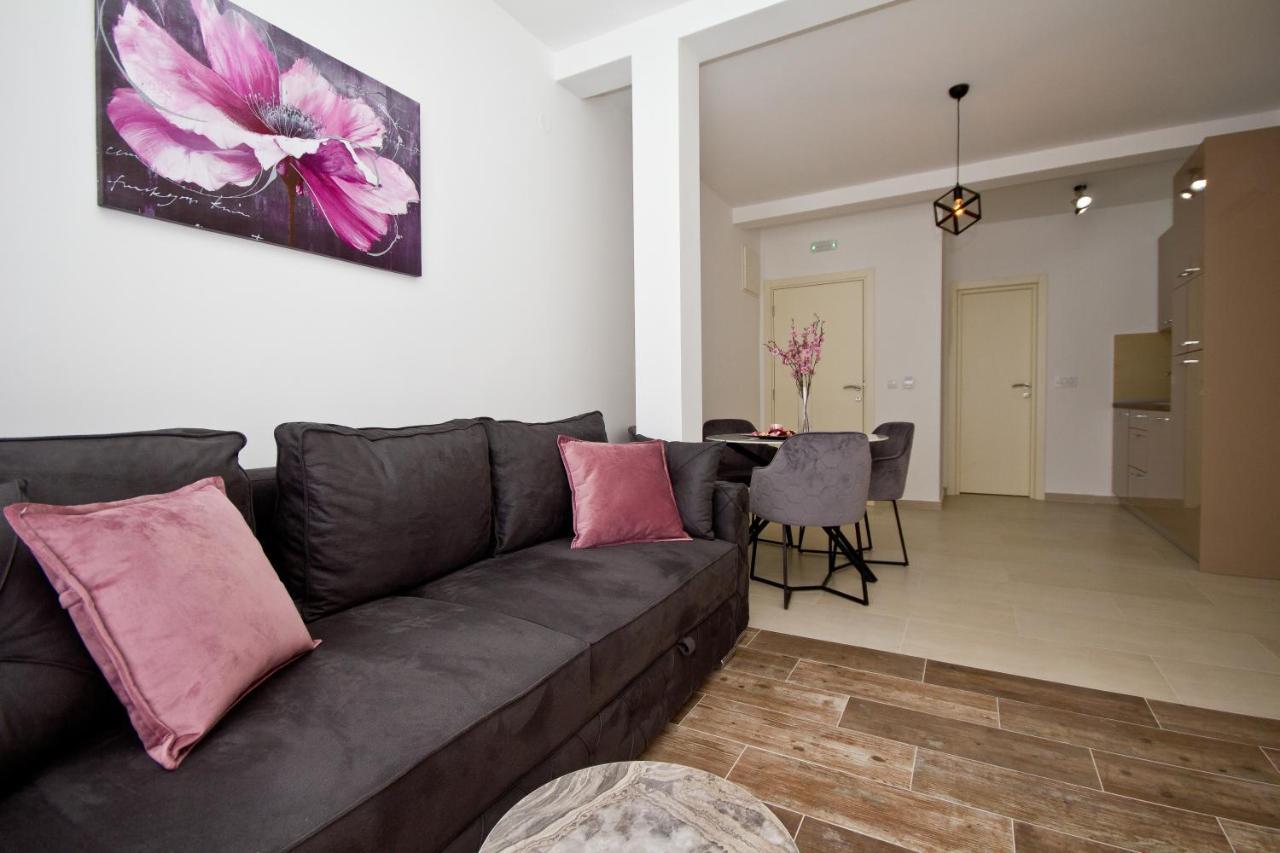 Igman Apartments Tivat Bagian luar foto