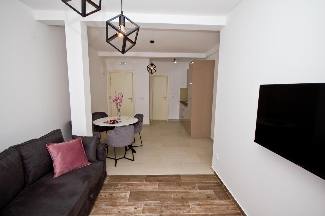 Igman Apartments Tivat Bagian luar foto