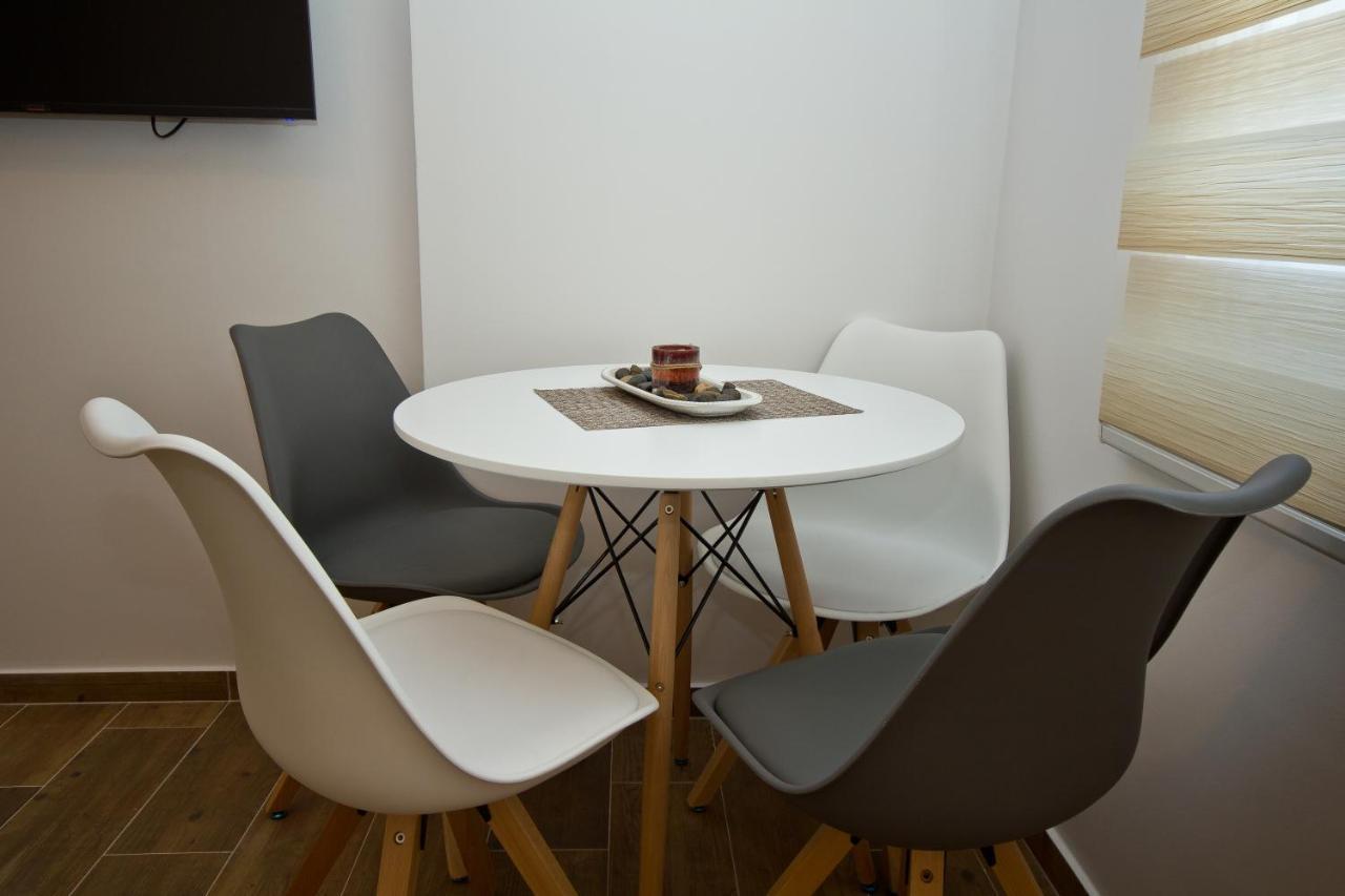 Igman Apartments Tivat Bagian luar foto