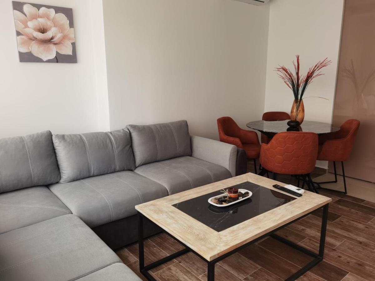 Igman Apartments Tivat Bagian luar foto